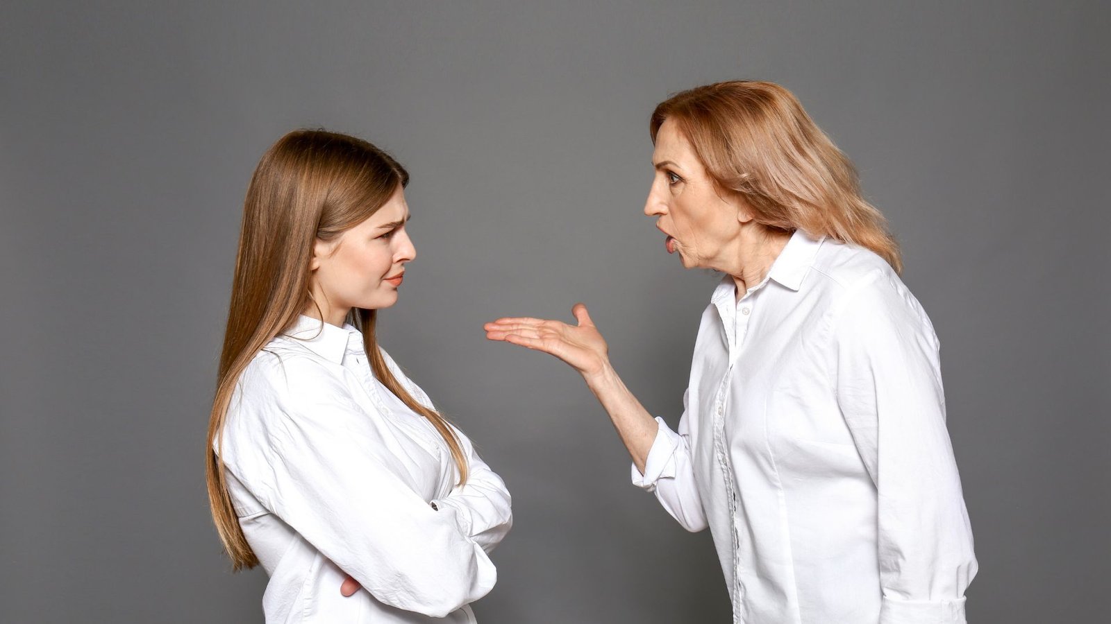 two women having an argument - win arguments silently